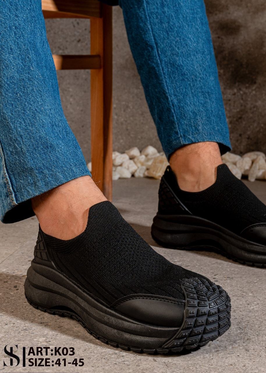 1001095576 Men's Black Slip-On Sneakers - Image 1